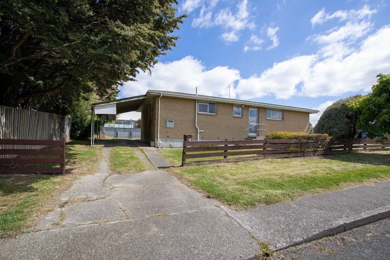 Photo of property in 1 Newbie Street, Heidelberg, Invercargill, 9812