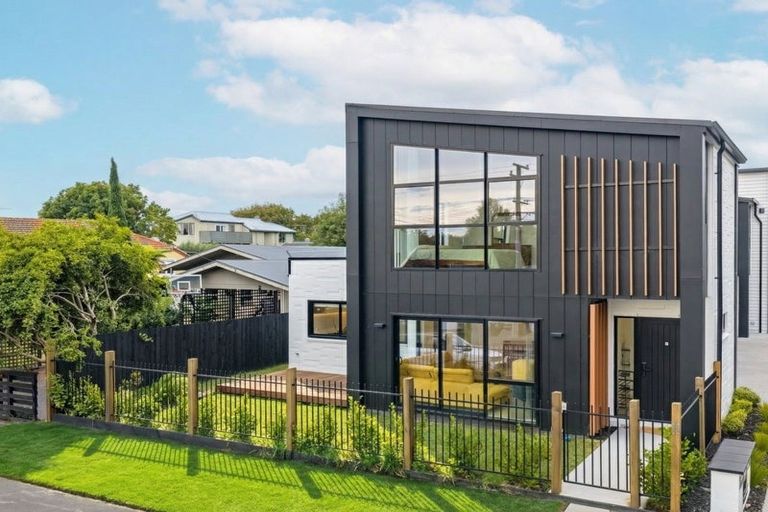 Photo of property in 1/11 Comries Road, Chartwell, Hamilton, 3210