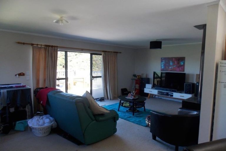 Photo of property in 12 Caldwell Street, Karori, Wellington, 6012