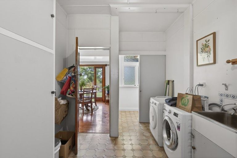 Photo of property in 48 Maire Street, Inglewood, 4330