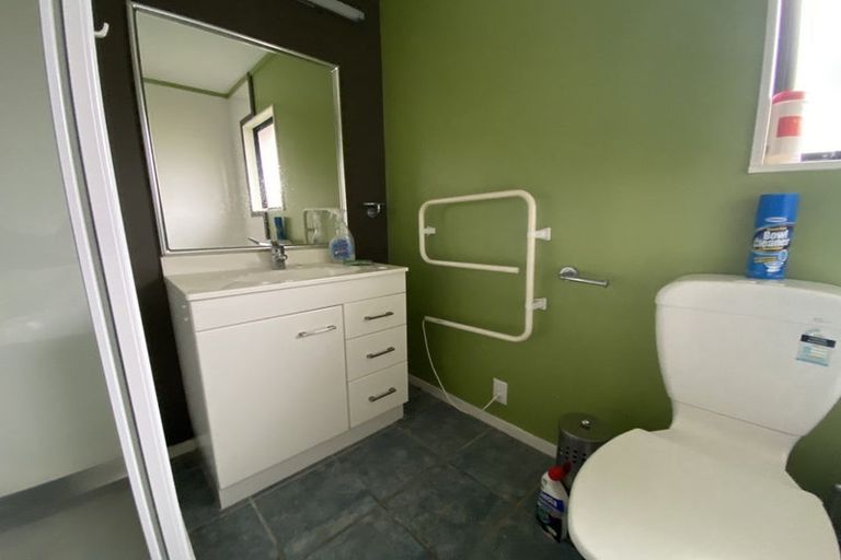 Photo of property in 7a Northwood Close, Woodridge, Wellington, 6037