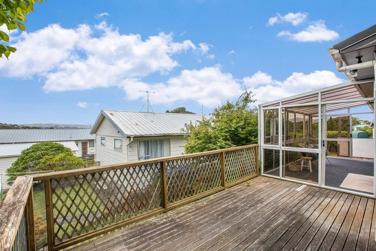 Photo of property in 8 Hicks Close, Whitby, Porirua, 5024
