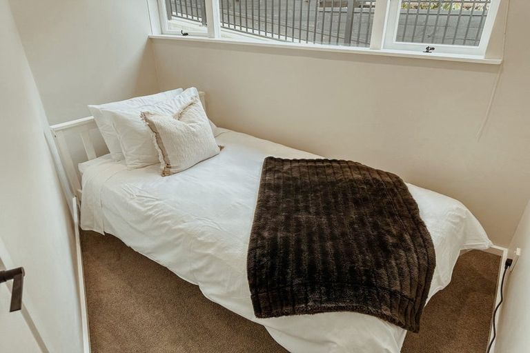 Photo of property in 4/80 Saint Marys Road, Saint Marys Bay, Auckland, 1011