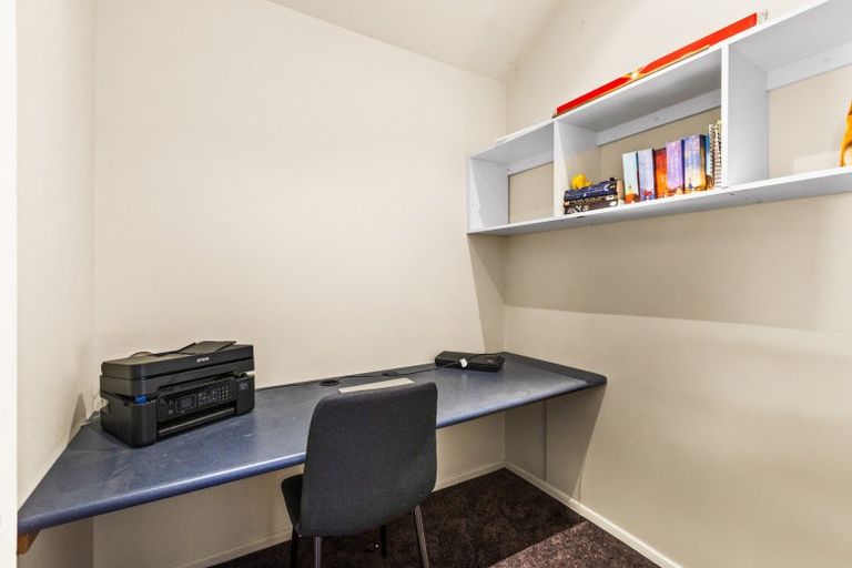 Photo of property in 9a Avenue Road, Greenmeadows, Napier, 4112