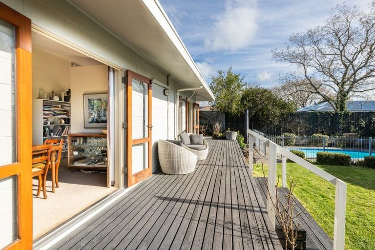Photo of property in 35a Lucknow Road, Havelock North, 4130