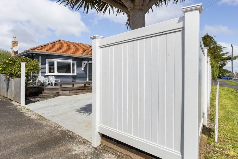 Photo of property in 10 Dudley Terrace, Frankton, Hamilton, 3204