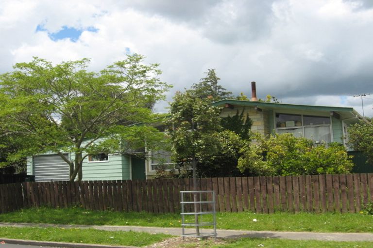 Photo of property in 54 Burbank Avenue, Manurewa, Auckland, 2102