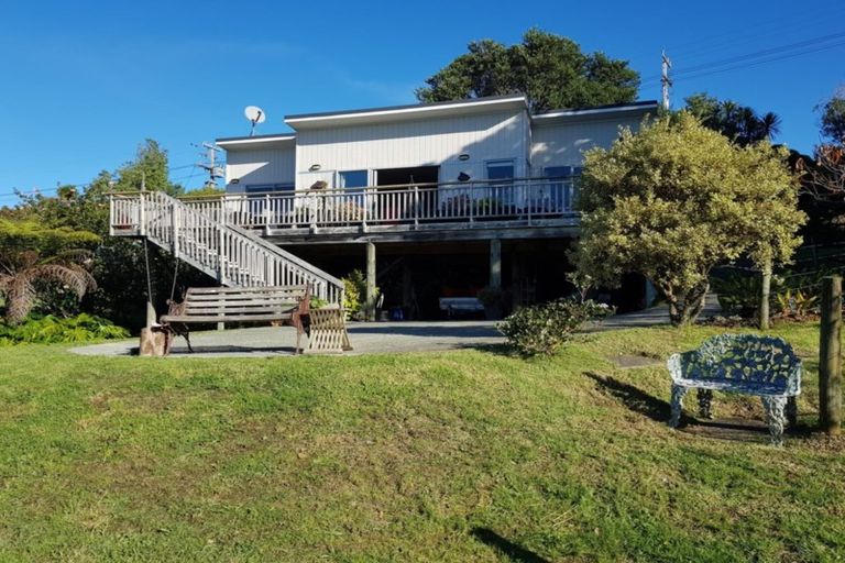 Photo of property in 1091 Cove Road, Langs Beach, Waipu, 0582