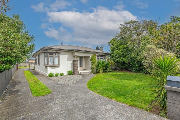 Photo of property in 46 Manson Street, Terrace End, Palmerston North, 4410