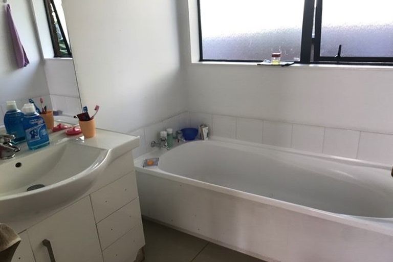 Photo of property in 2/61 Stonex Road, Papatoetoe, Auckland, 2025