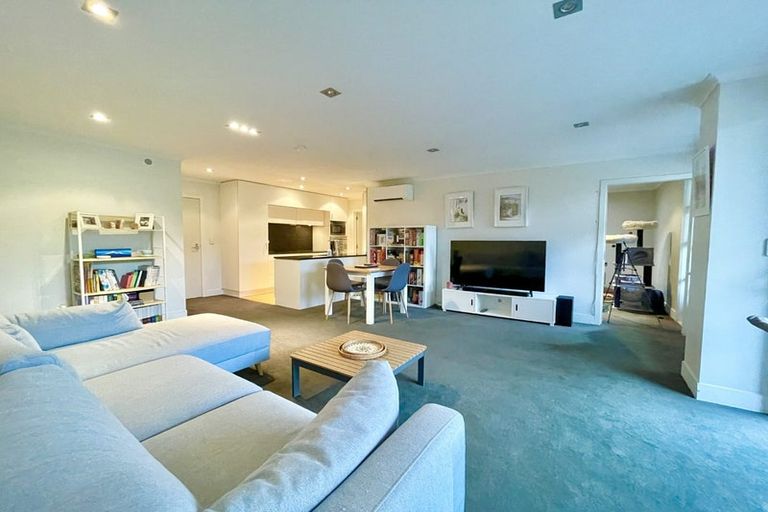 Photo of property in 2a/15 Fleet Street, Eden Terrace, Auckland, 1021