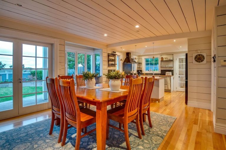 Photo of property in 82 Aston Drive, Waimairi Beach, Christchurch, 8083