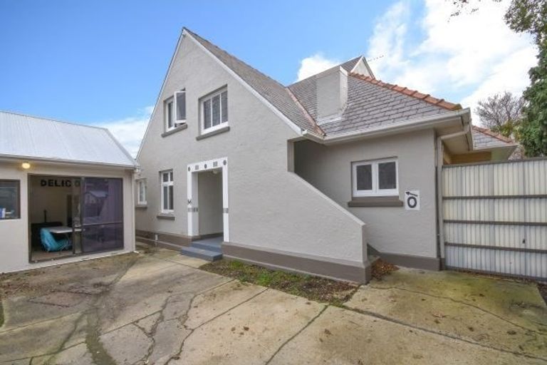 Photo of property in 18m Forth Street, North Dunedin, Dunedin, 9016