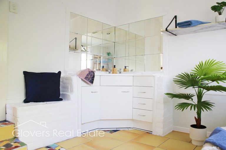 Photo of property in 1/89 Glengarry Road, Glen Eden, Auckland, 0602