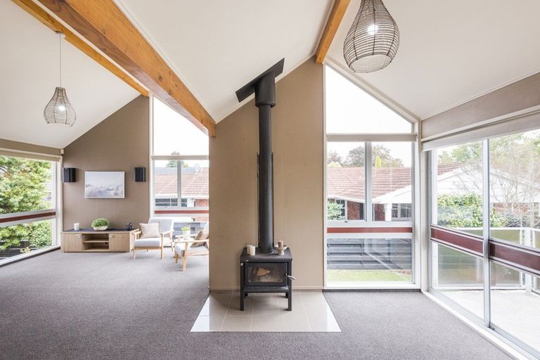 Photo of property in 29 Montgomery Terrace, Hokowhitu, Palmerston North, 4410