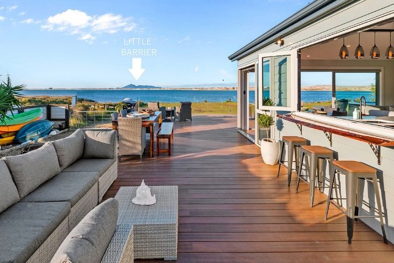 Photo of property in 21 Lincoln Street, Mangawhai Heads, Mangawhai, 0505