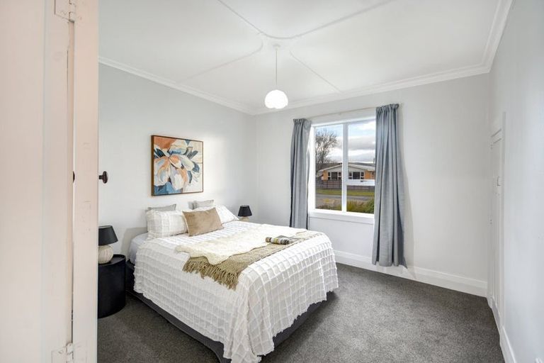 Photo of property in 12 Severn Street, Green Island, Dunedin, 9018