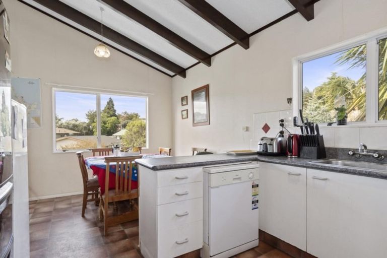 Photo of property in 4b Luke Street, Brookfield, Tauranga, 3110