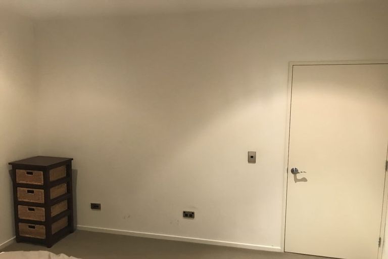 Photo of property in The Quay, 1/332b1 Lambton Quay, Wellington Central, Wellington, 6011