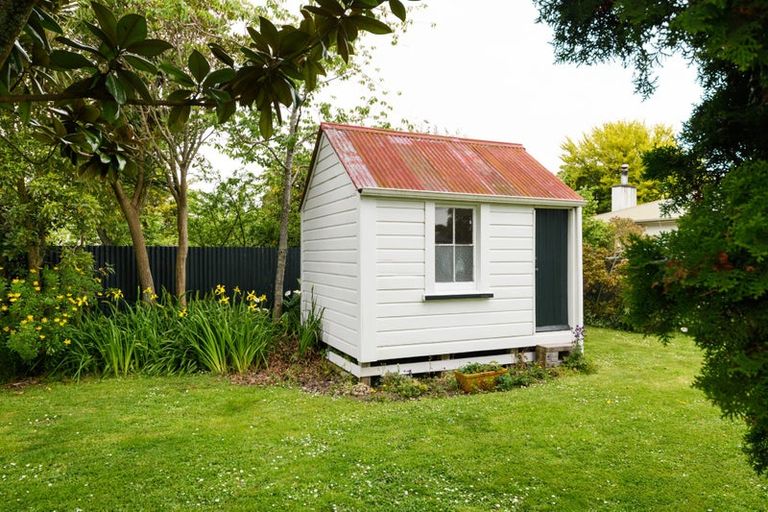 Photo of property in 124 Cook Street, West End, Palmerston North, 4410