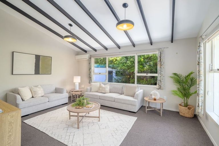 Photo of property in 89 Oakhampton Street, Hornby, Christchurch, 8042