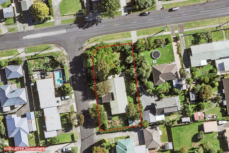 Photo of property in 2 Scott Road, Papakura, 2110