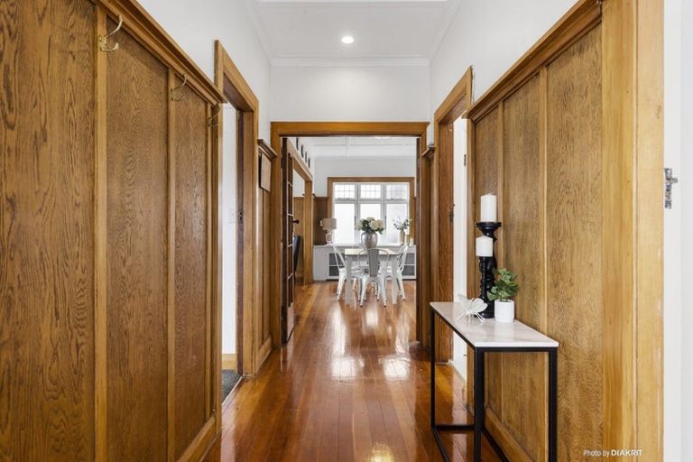 Photo of property in 118 Grafton Road, Roseneath, Wellington, 6011