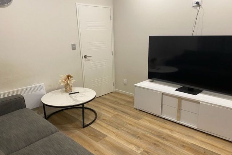 Photo of property in 18 Lisnoble Road, Flat Bush, Auckland, 2019