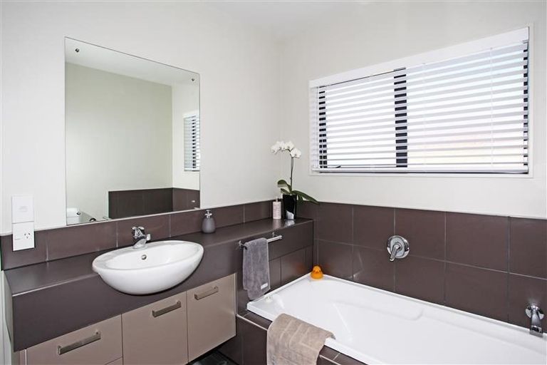 Photo of property in 153a Victoria Street West, Pukekohe, 2120