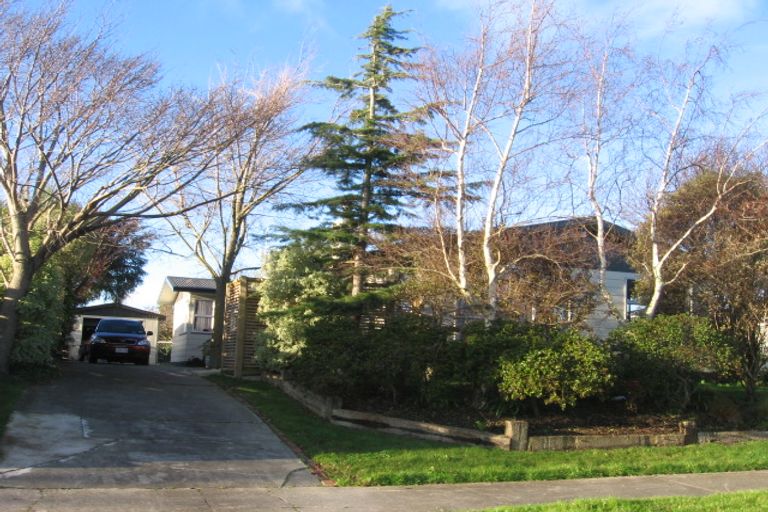 Photo of property in 21 Dunk Place, Milson, Palmerston North, 4414