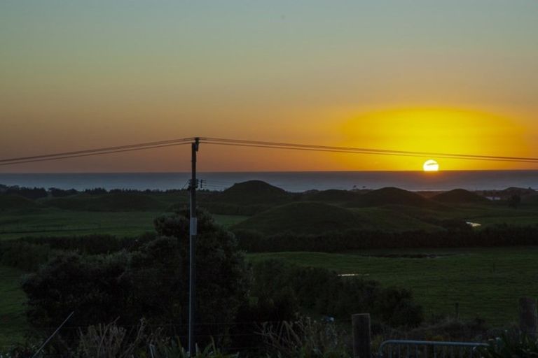 Photo of property in 6388 South Road, Pungarehu, Opunake, 4685