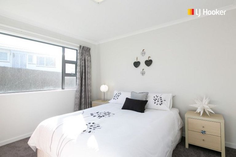 Photo of property in 4b Clayton Street, Saint Clair, Dunedin, 9012