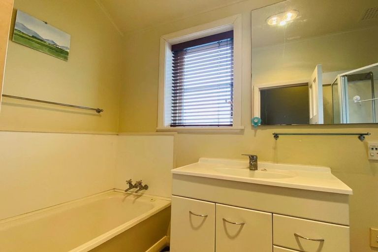 Photo of property in 210 Kepa Road, Mission Bay, Auckland, 1071