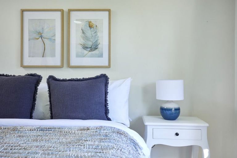 Photo of property in 125 Wellington Street, Picton, 7220