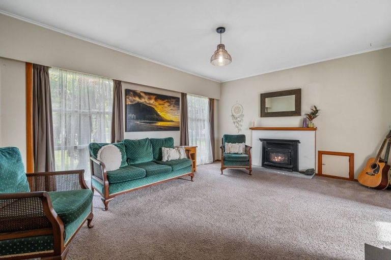 Photo of property in 16 Fairview Place, Te Puke, 3119