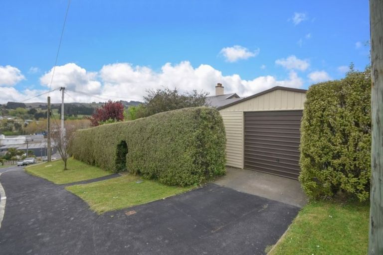 Photo of property in 10 Edinburgh Street, Green Island, Dunedin, 9018