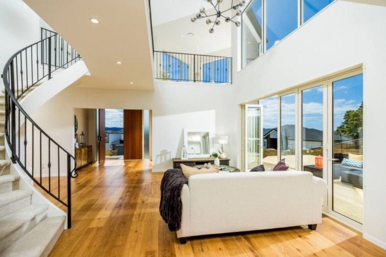 Photo of property in 14 Spyglass Street, Red Beach, 0932