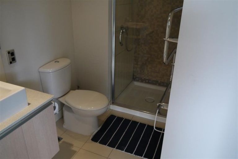 Photo of property in 75 Halsey Drive, Lynfield, Auckland, 1042