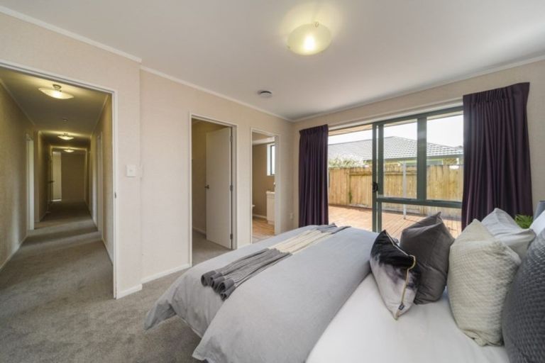 Photo of property in 63 Meridian Grove, Kelvin Grove, Palmerston North, 4414
