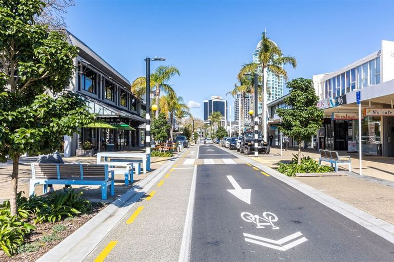 Photo of property in 9/177 Hurstmere Road, Takapuna, Auckland, 0622