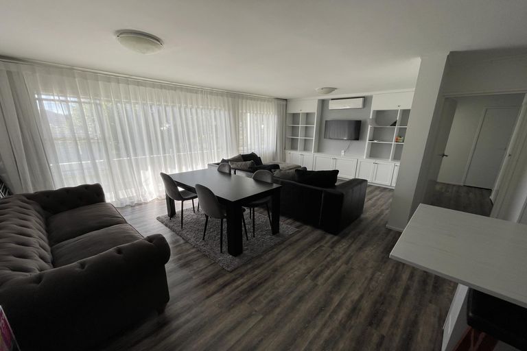 Photo of property in 1/34 Uxbridge Road, Mellons Bay, Auckland, 2014