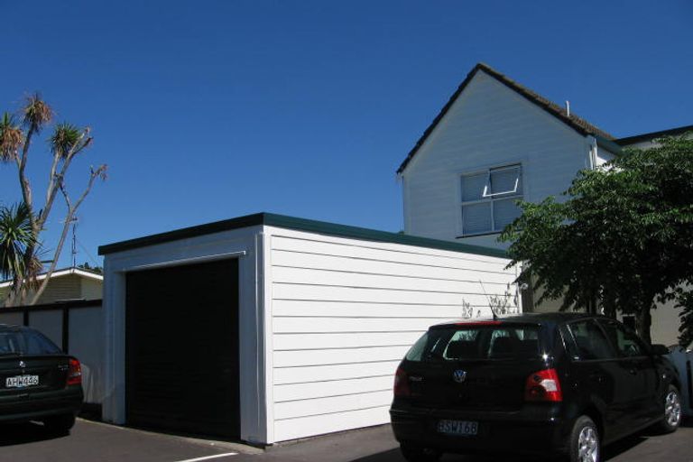 Photo of property in 19/1 Woodbridge Lane, Milford, Auckland, 0620