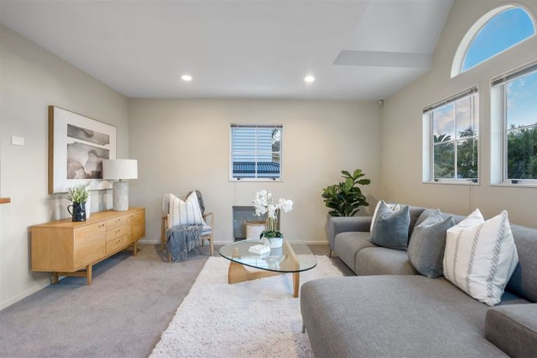 Photo of property in 1/35 Newhaven Terrace, Mairangi Bay, Auckland, 0630