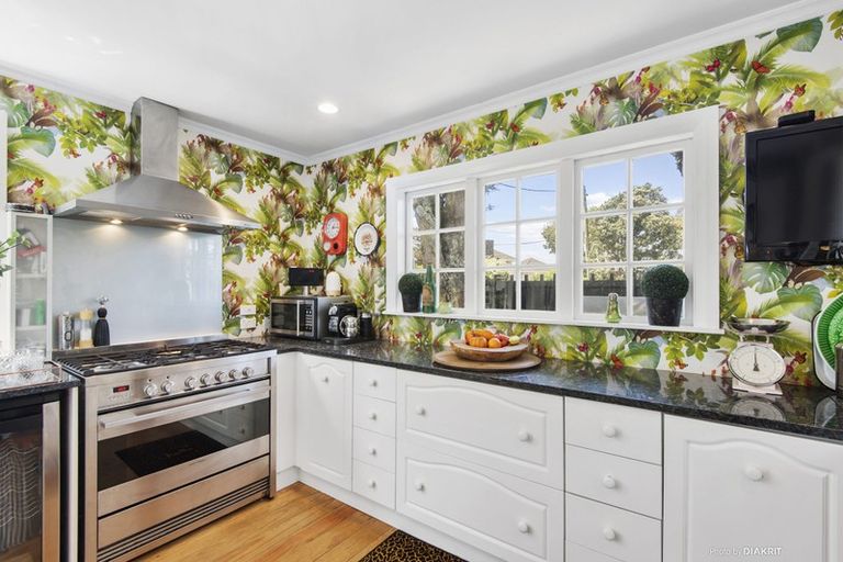 Photo of property in 15 Box Hill, Khandallah, Wellington, 6035