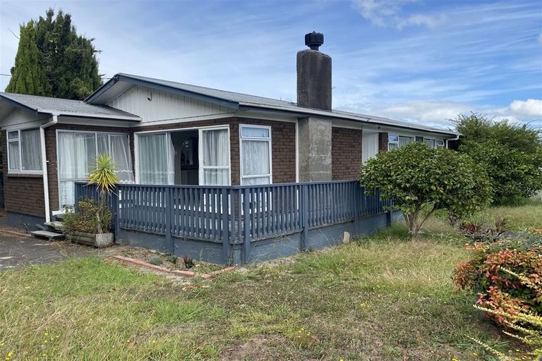 Photo of property in 71 Dominion Road, Papakura, 2110