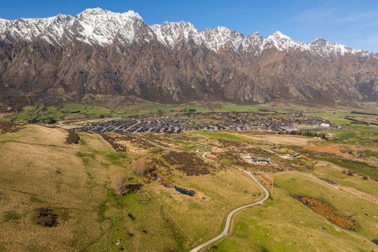 Photo of property in 43 Preserve Drive, Jacks Point, Queenstown, 9371