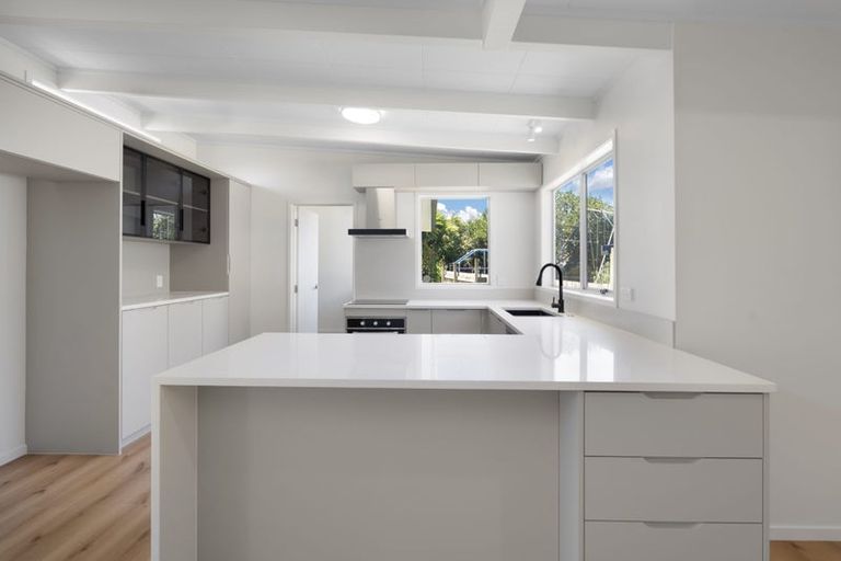 Photo of property in 37c Doment Crescent, Orewa, 0931