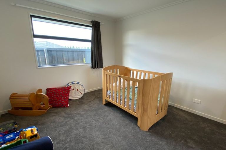 Photo of property in 192 Faringdon Boulevard, Rolleston, 7615