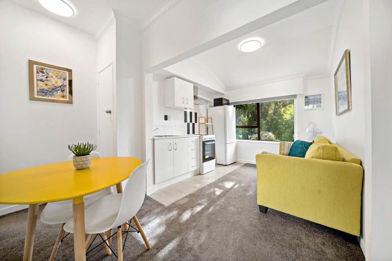 Photo of property in 24 Tawa Road, Onehunga, Auckland, 1061