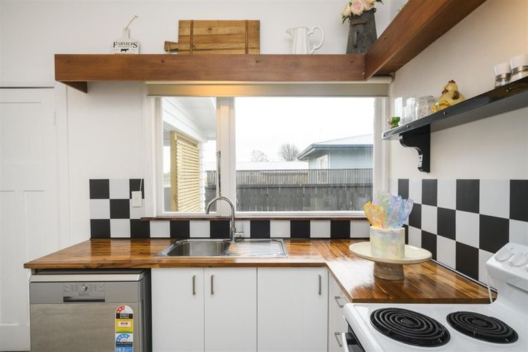 Photo of property in 42 King Street, Marton, 4710